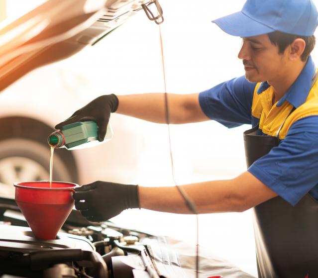 square of An Oil Change Keeps Your Vehicle Running Smoothly