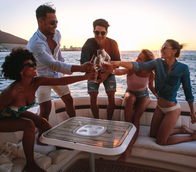 square of A Yacht Party Is a Unique Event to Throw 