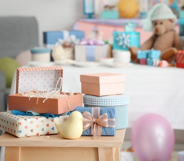 Newstyle Giving A Great Baby Shower Gift Shows Your Support