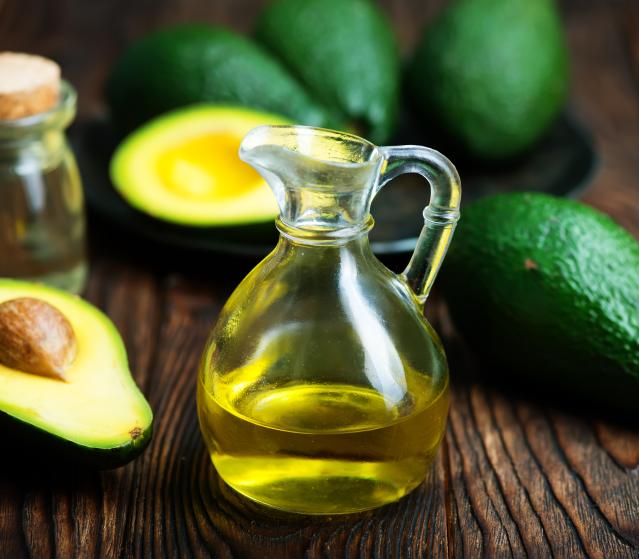 square of Avocado Oil is a Great Alternative Cooking Oil With Many Benefits