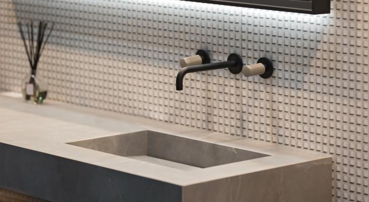 banner of Bathroom Faucets Can Add a Touch of Class to a Bathroom Design (newstyle)